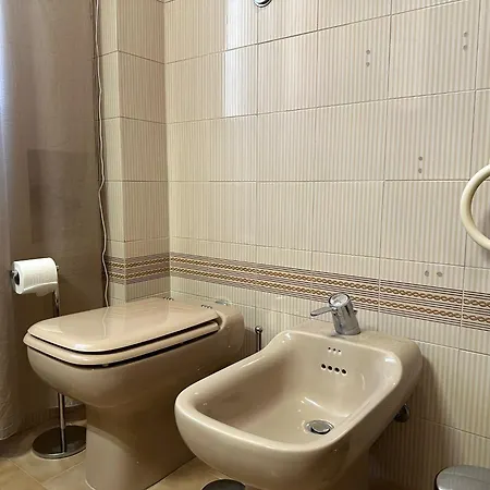 Appartement Nicodemo12 & Posto Auto Bari