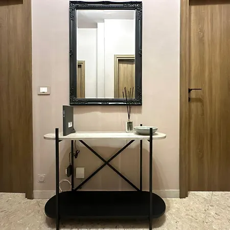 Nicodemo12 & Posto Auto Apartamento *