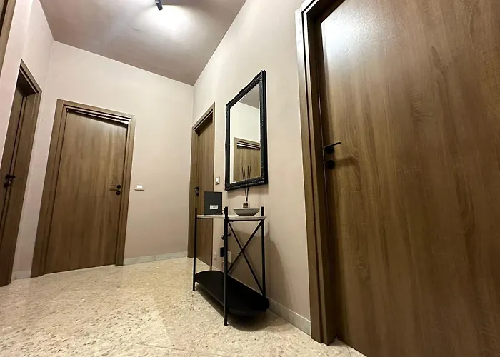 Nicodemo12 & Posto Auto * باري